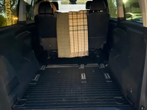 Used 2016 Mercedes-Benz Metris Passenger image 26