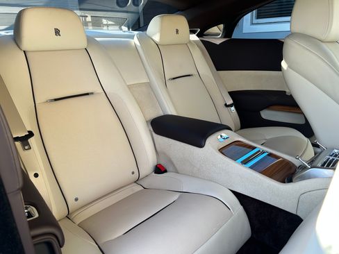 Used 2016 Rolls-Royce Wraith image 14