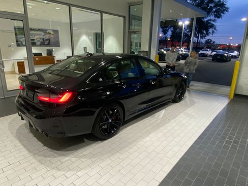 Used 2024 BMW 330e w/ Premium Package RWD image 6