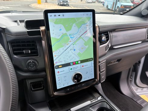 Used 2025 Ford F150 Lightning Lariat AWD/4WD image 25