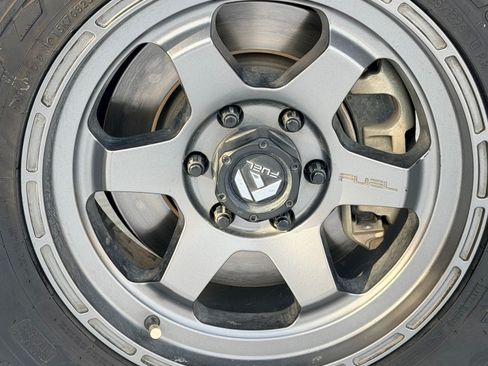 Used 2019 Ford F150 Platinum w/ Equipment Group 701A Luxury image 13