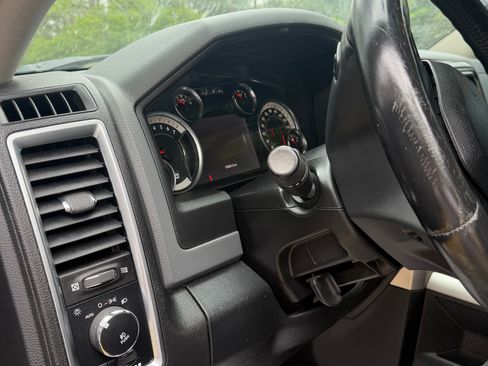 Used 2017 RAM 1500 Big Horn RWD image 6