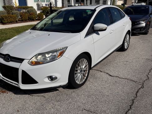 Used 2012 Ford Focus SEL image 1