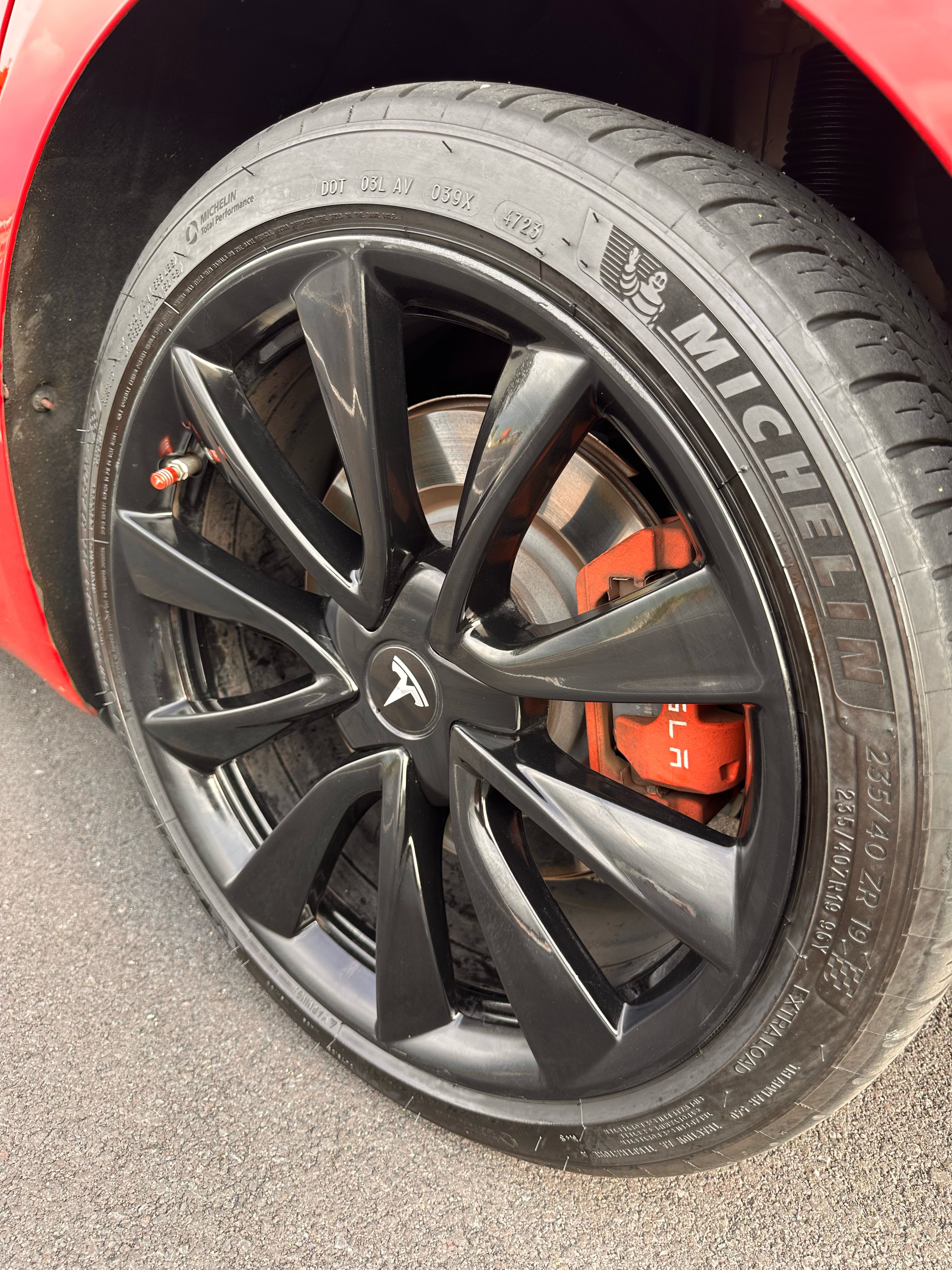 Used 2018 Tesla Model 3 Performance AWD/4WD image 13