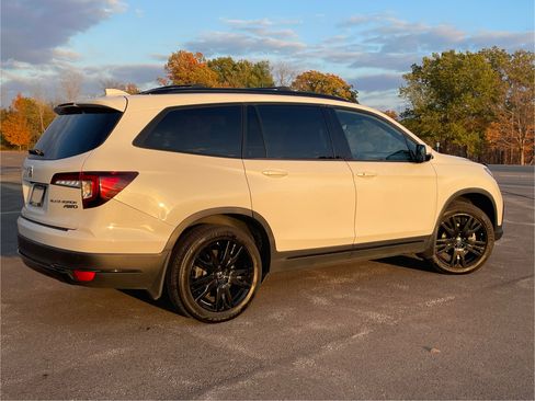 Used 2022 Honda Pilot Black Edition image 4