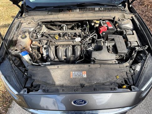 Used 2014 Ford Fusion SE image 17