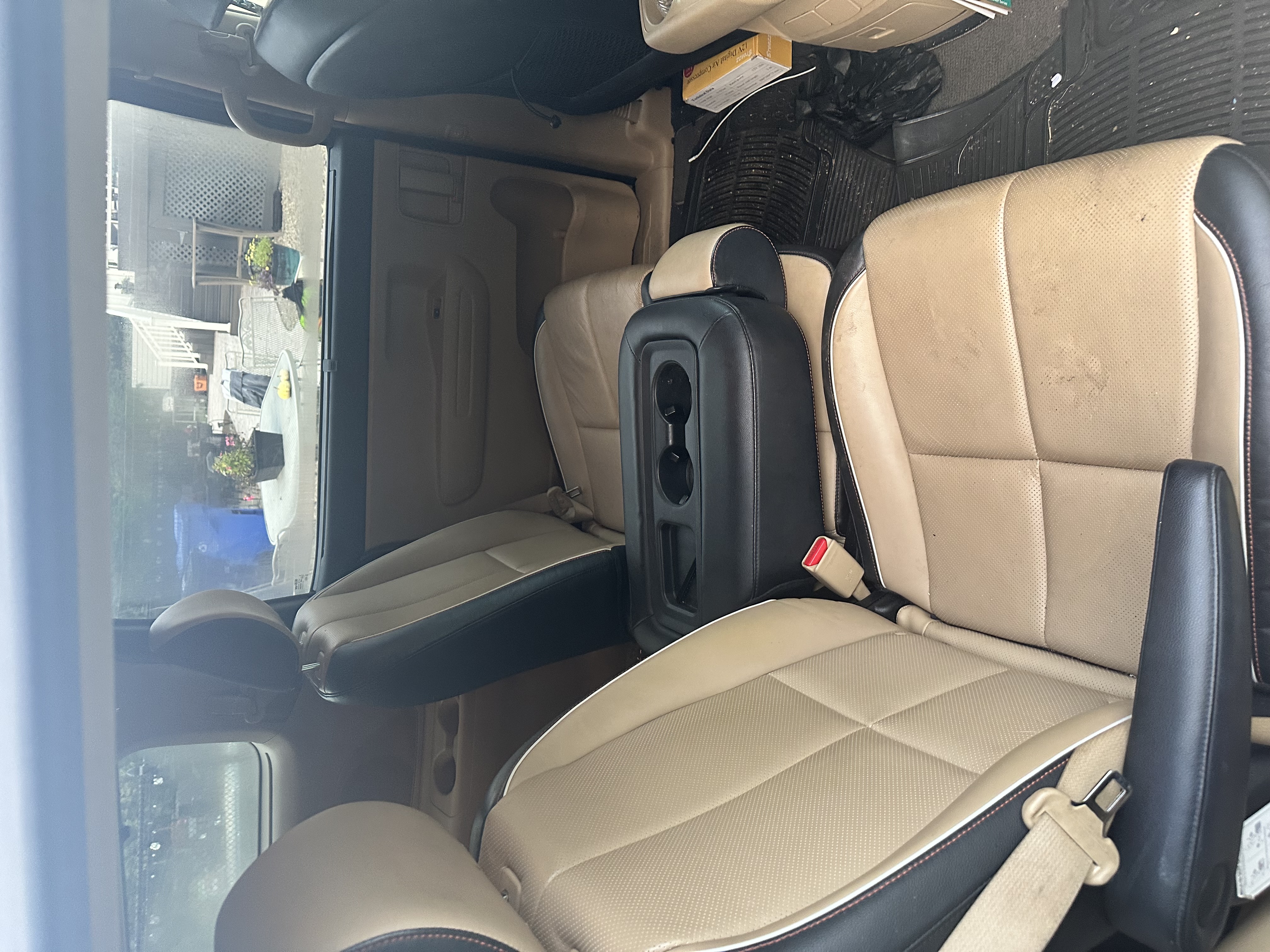 Used 2017 Kia Sedona LX w/ LX Essentials Premium Package FWD image 9