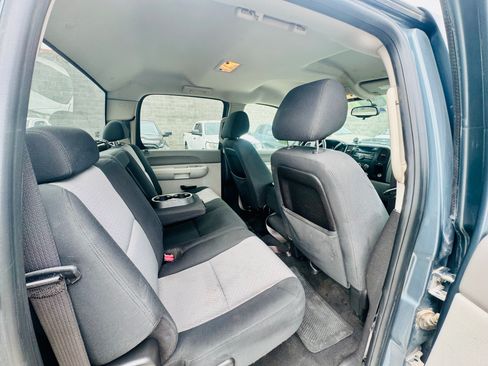 Used 2008 Chevrolet Silverado 1500 W/T w/ Towing Package image 11