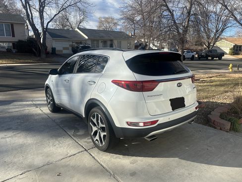 Used 2018 Kia Sportage SX image 2