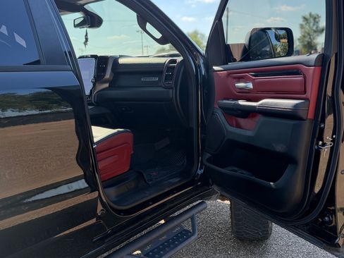 Used 2019 RAM 1500 Rebel w/ Rebel Level 2 Equipment Group AWD/4WD image 17