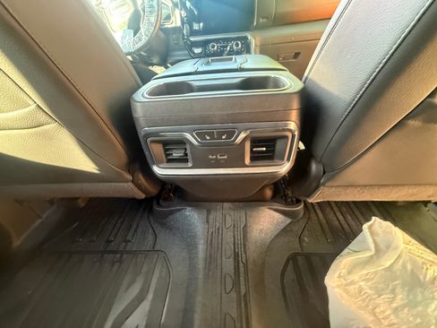 Used 2022 GMC Sierra 1500 Denali image 10