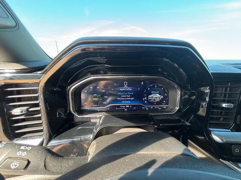 Used 2023 Chevrolet Silverado 1500 LTZ w/ LTZ Premium Texas Edition image 9