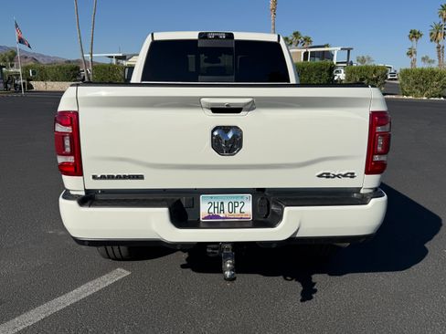 Used 2024 RAM 3500 Laramie w/ Sport Appearance Package AWD/4WD image 4