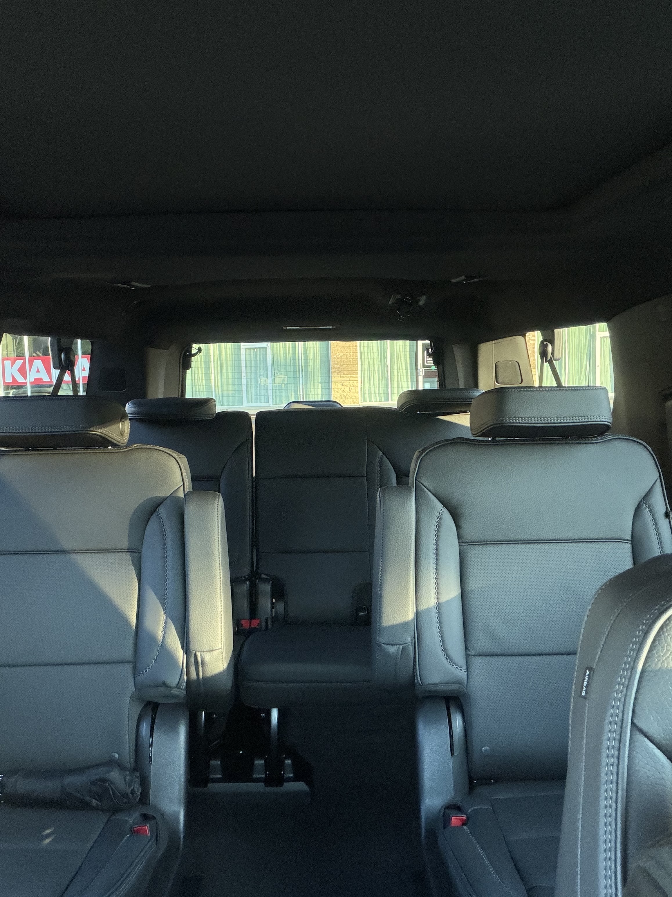 Used 2023 GMC Yukon XL Denali AWD/4WD image 29