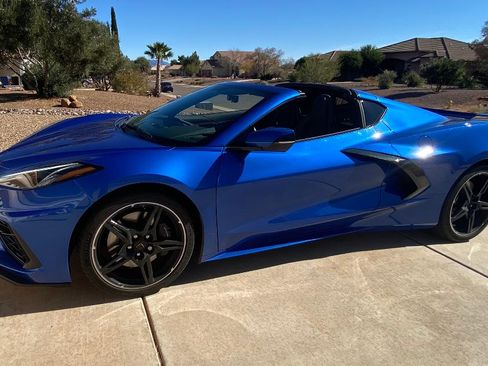 Used 2020 Chevrolet Corvette Stingray Coupe w/ Z51 Performance Package image 9
