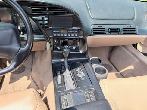 Used 1994 Chevrolet Corvette Convertible RWD image 14