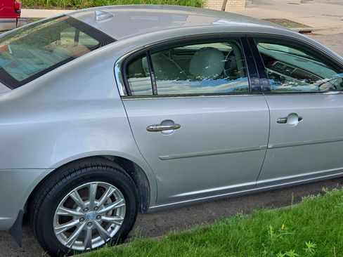 Used 2009 Buick Lucerne CX image 2