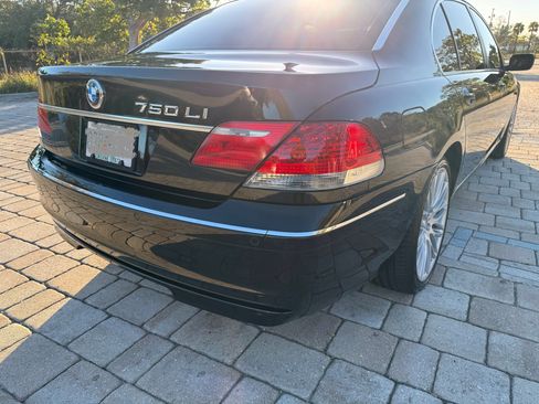 Used 2008 BMW 750Li image 10