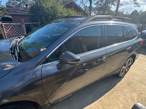 Used 2019 Subaru Outback 2.5i Limited w/ Popular Package #2 image 2