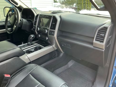 Used 2018 Ford F150 Lariat w/ Equipment Group 502A Luxury image 15