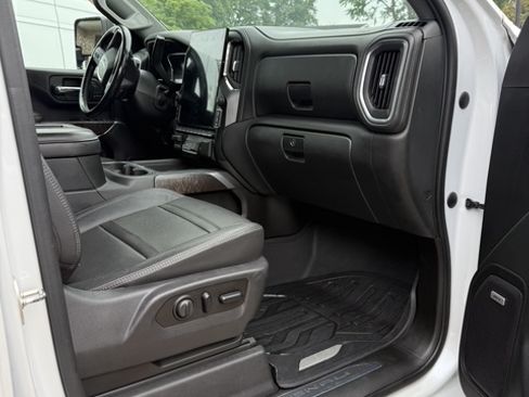 Used 2020 GMC Sierra 2500 Denali w/ Denali Ultimate Package AWD/4WD image 8