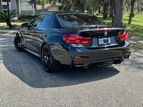 Used 2018 BMW M4 Convertible w/ Competition Package RWD image 6