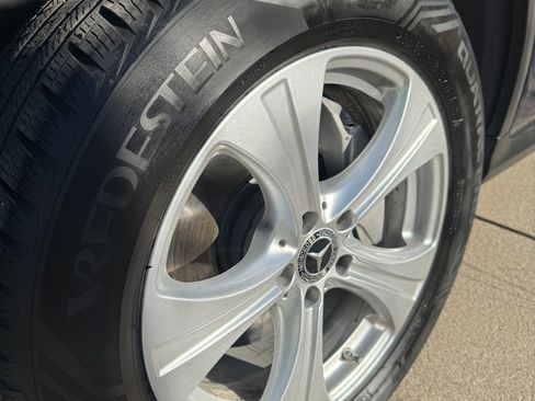 Used 2018 Mercedes-Benz GLC 300 4MATIC image 13