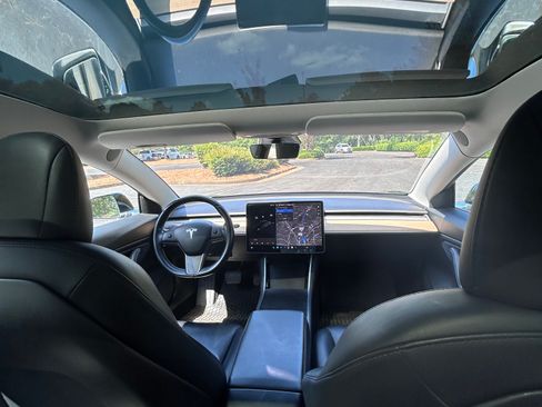 Used 2019 Tesla Model 3 Standard Range Plus RWD image 19