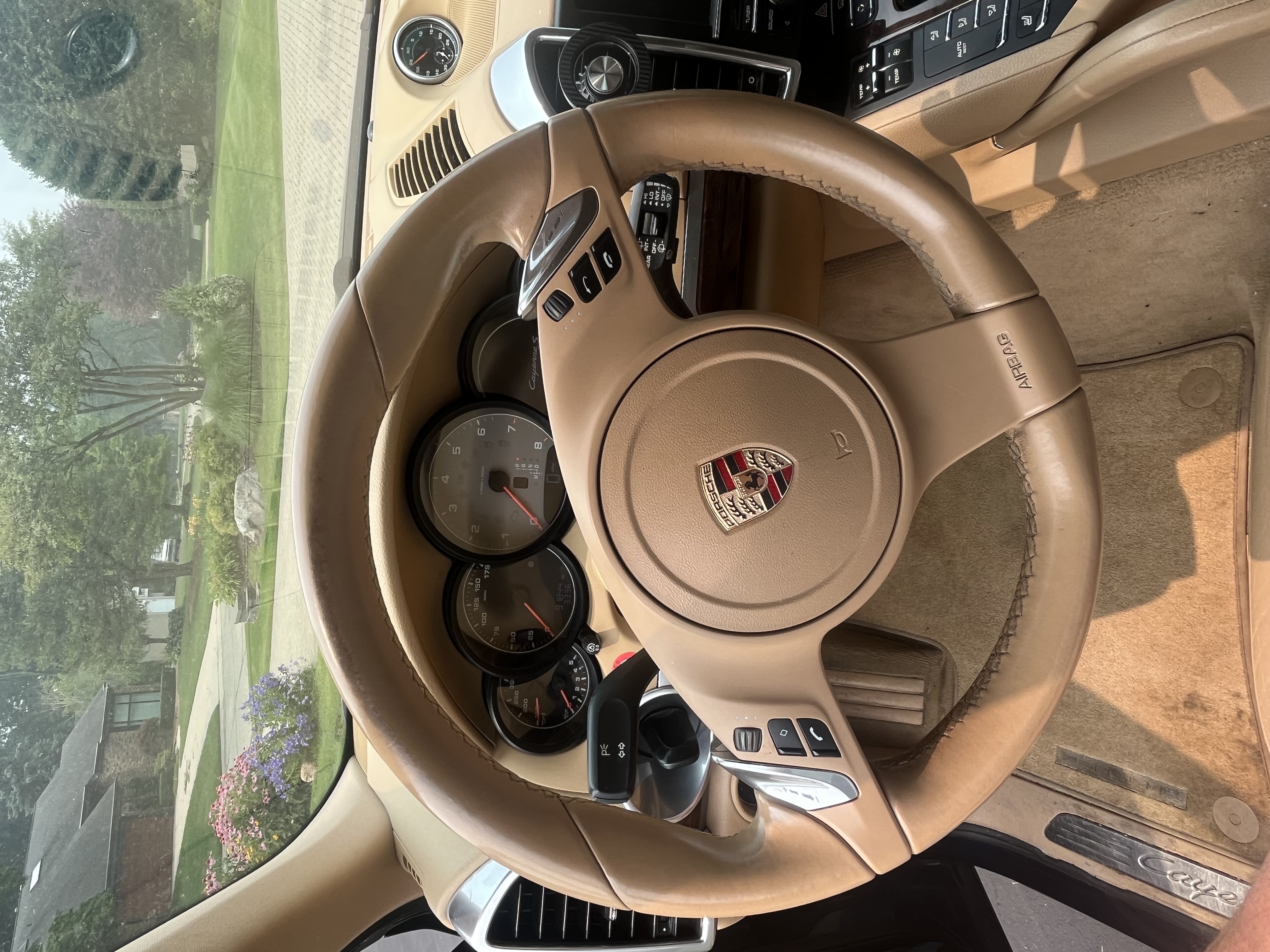 Used 2012 Porsche Cayenne S AWD/4WD image 6
