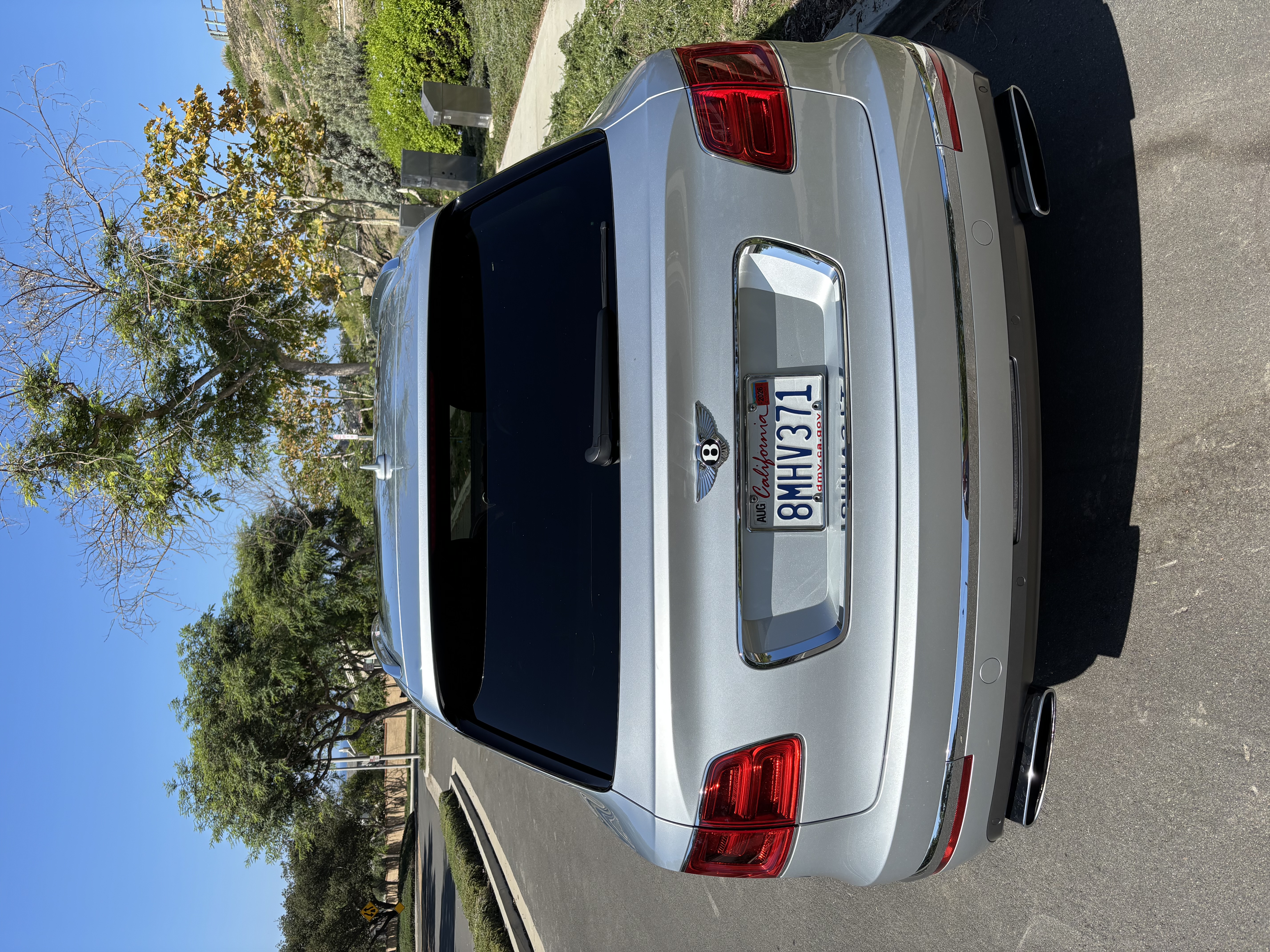 Used 2018 Bentley Bentayga AWD/4WD image 4