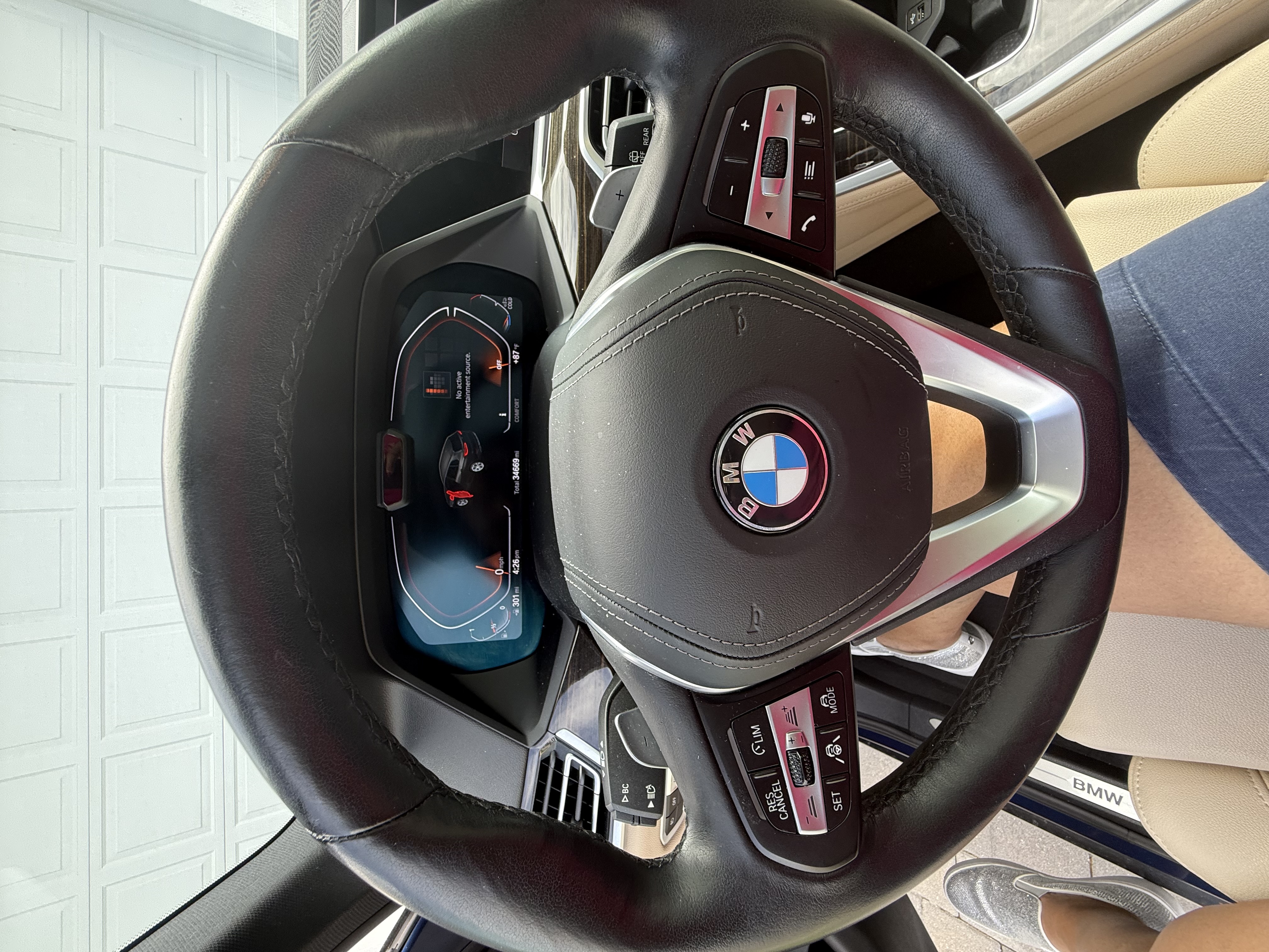 Used 2021 BMW X5 sDrive40i w/ Premium Package RWD image 12