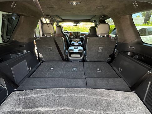 Used 2022 Lincoln Navigator Black Label AWD/4WD image 10