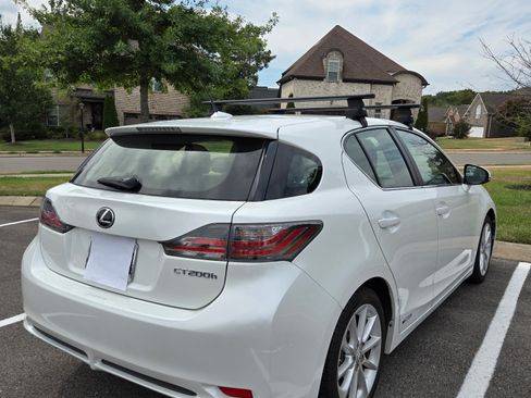 Used 2013 Lexus CT 200h FWD image 6