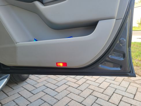 Used 2012 Mercedes-Benz ML 350 BlueTEC 4MATIC image 18