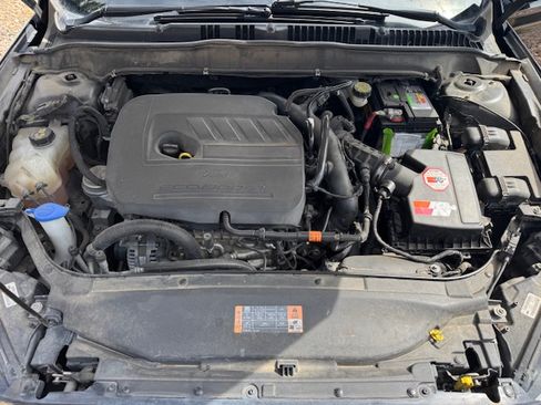 Used 2015 Ford Fusion SE image 15