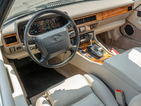 Used 1995 Jaguar XJS 4.0 Convertible image 15