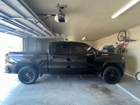Used 2020 Chevrolet Silverado 1500 RST AWD/4WD image 2