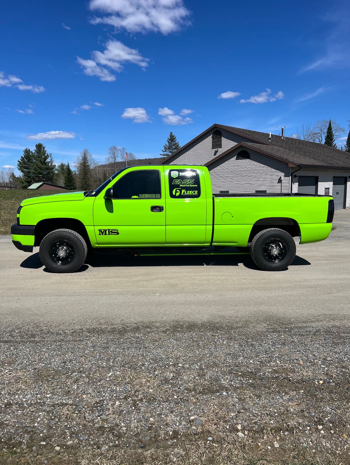 Used 2001 GMC Sierra 2500 4x4 Extended Cab HD w/ Convenience Plus Group image 2