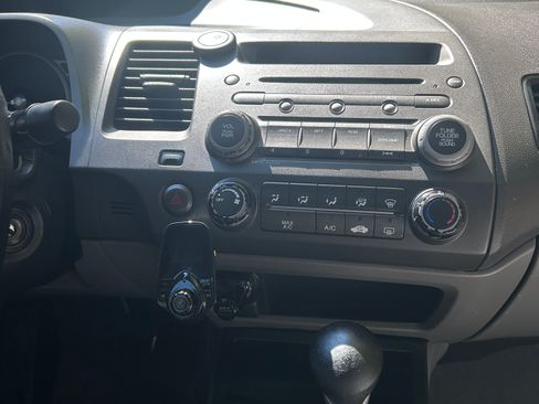 Used 2010 Honda Civic LX image 9