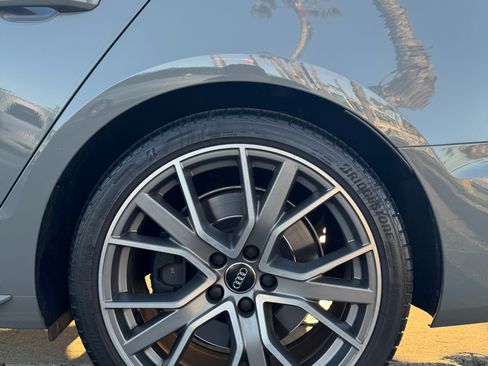 Used 2020 Audi S4 Premium Plus w/ Premium Plus Package image 13