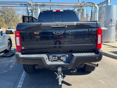 Used 2020 Ford F250 Lariat image 6