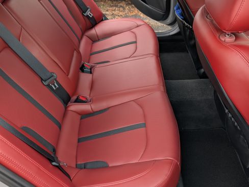 Used 2022 Kia K5 GT-Line w/ GT-Line Awd Premium Package image 9