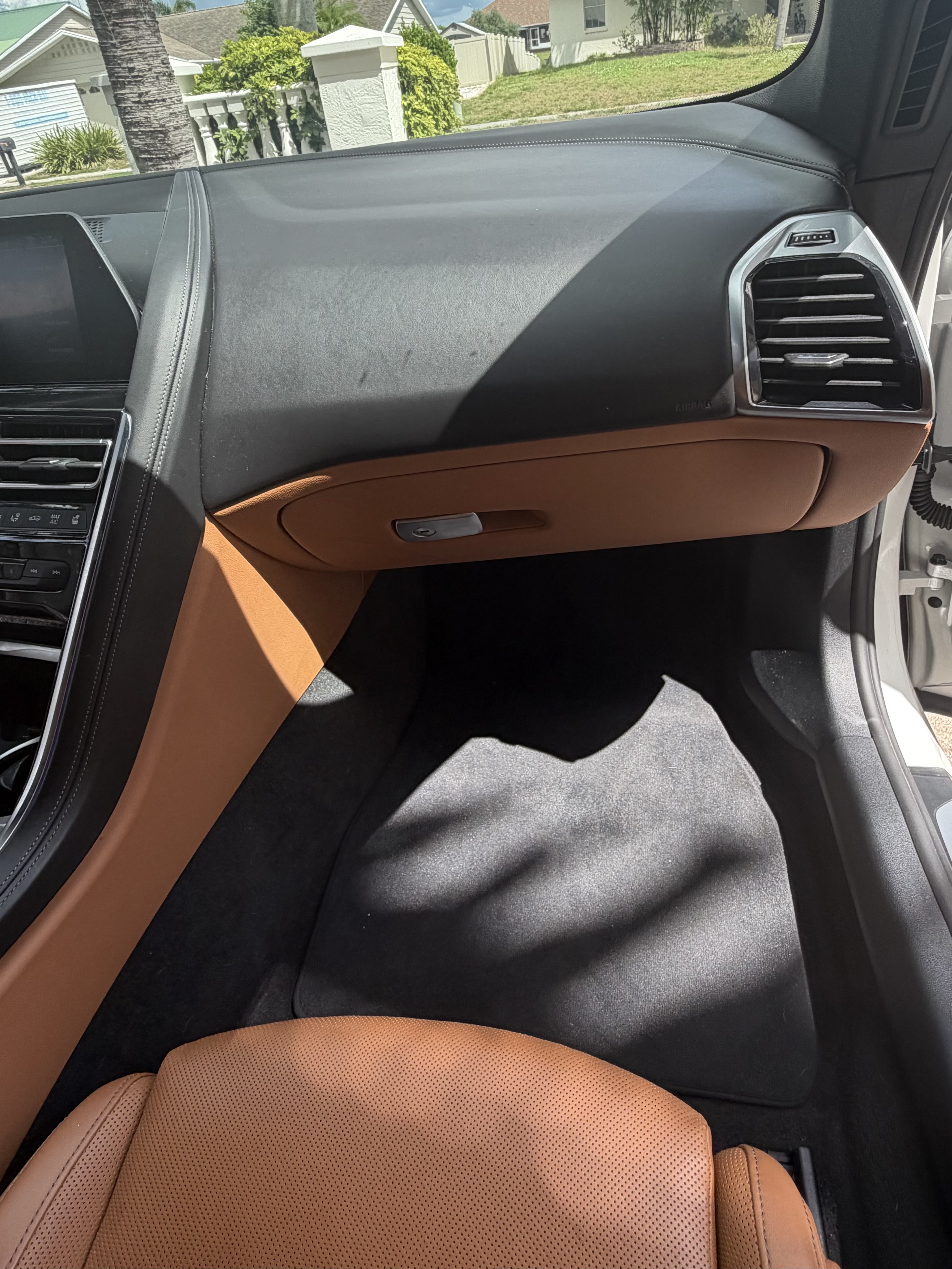 Used 2019 BMW M850i xDrive Convertible AWD/4WD image 25