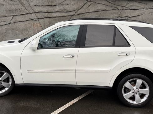 Used 2009 Mercedes-Benz ML 350 4MATIC image 2