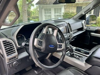 Used 2016 Ford F150 Lariat w/ Equipment Group 502A Luxury AWD/4WD image 2