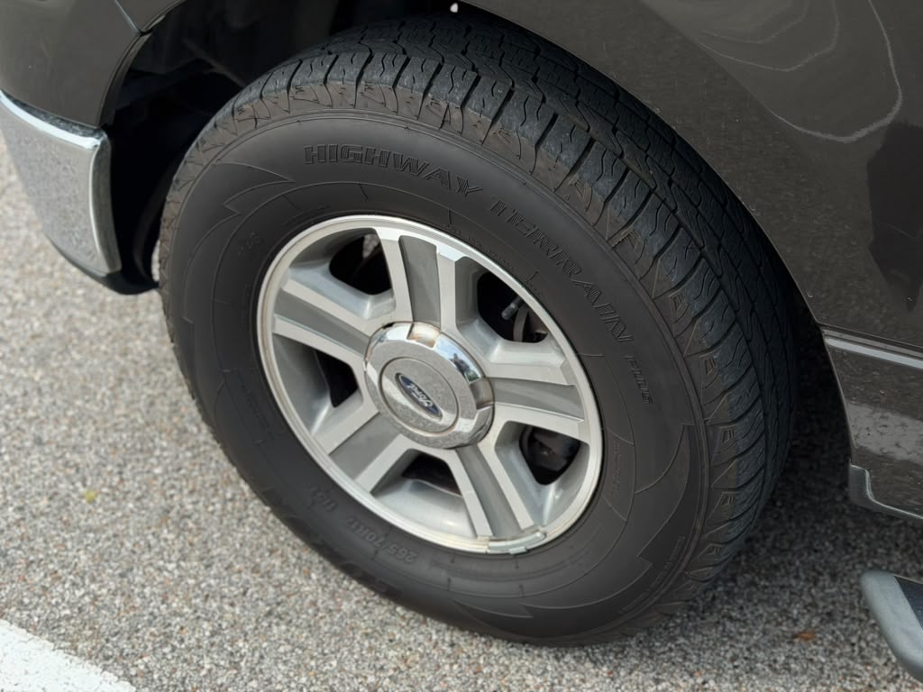 Used 2006 Ford F150 XLT RWD image 12