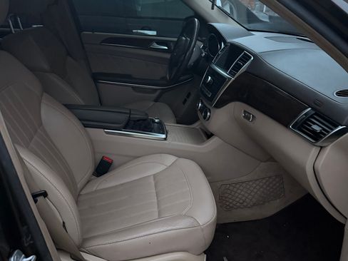 Used 2014 Mercedes-Benz GL 450 4MATIC image 8