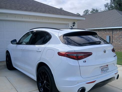 Used 2021 Alfa Romeo Stelvio Ti w/ Nero Edizione image 2