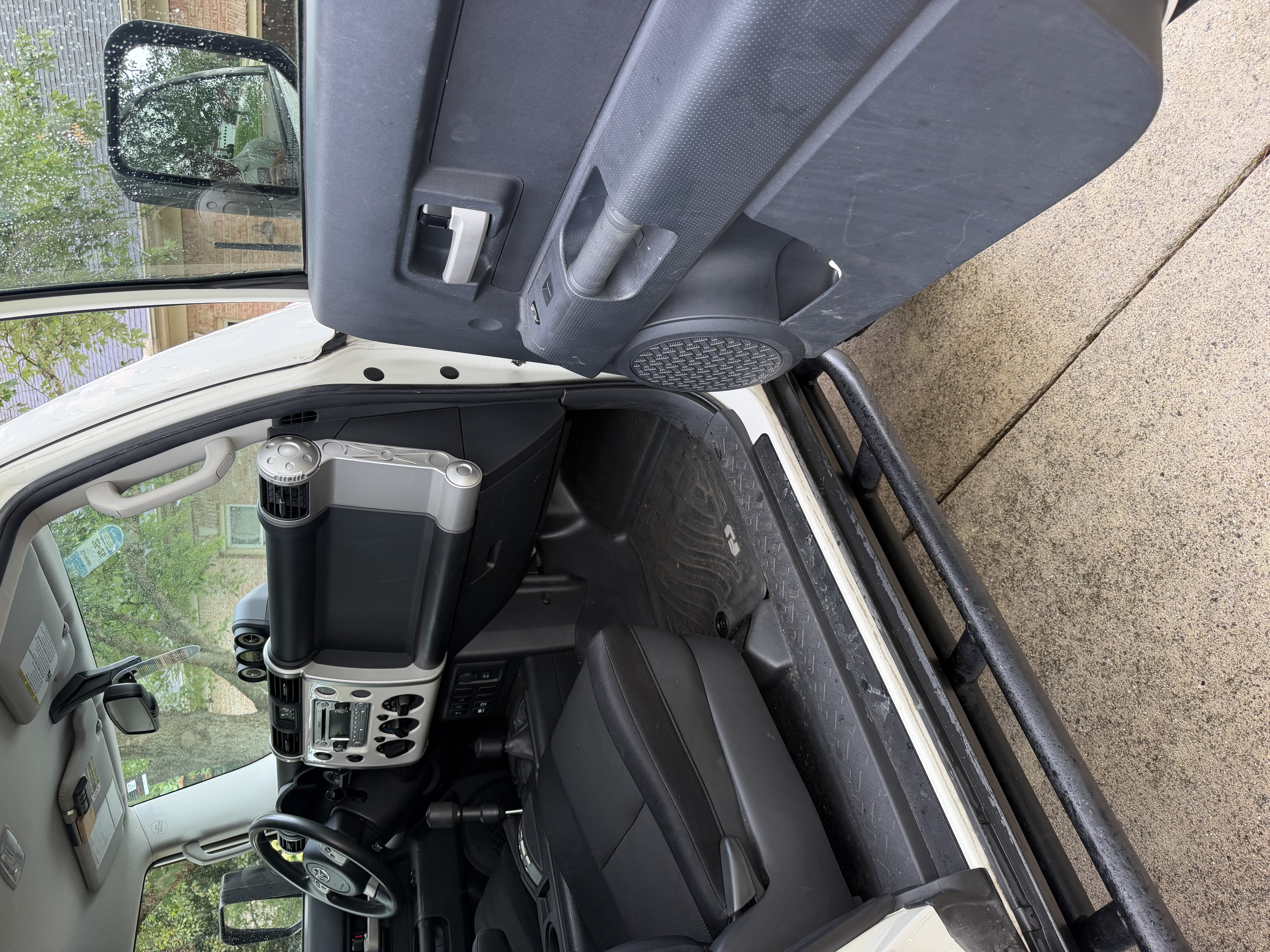Used 2012 Toyota FJ Cruiser 4WD w/ Convenience Pkg image 9