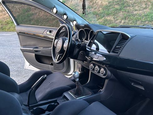 Used 2013 Mitsubishi Lancer Evolution GSR image 11